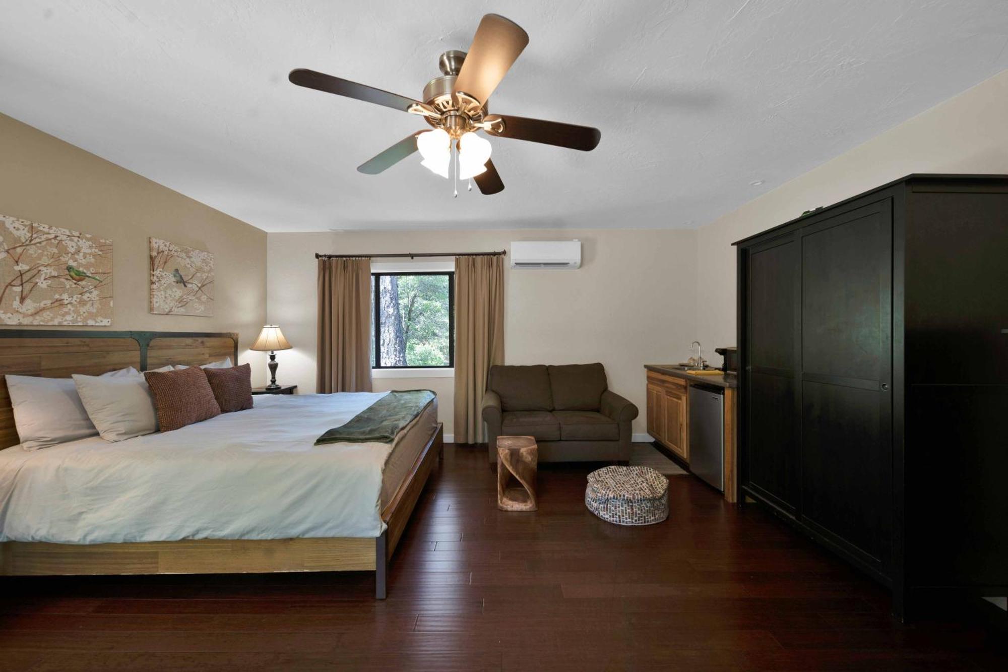 The Inn at Shasta Lake Lakehead Bagian luar foto
