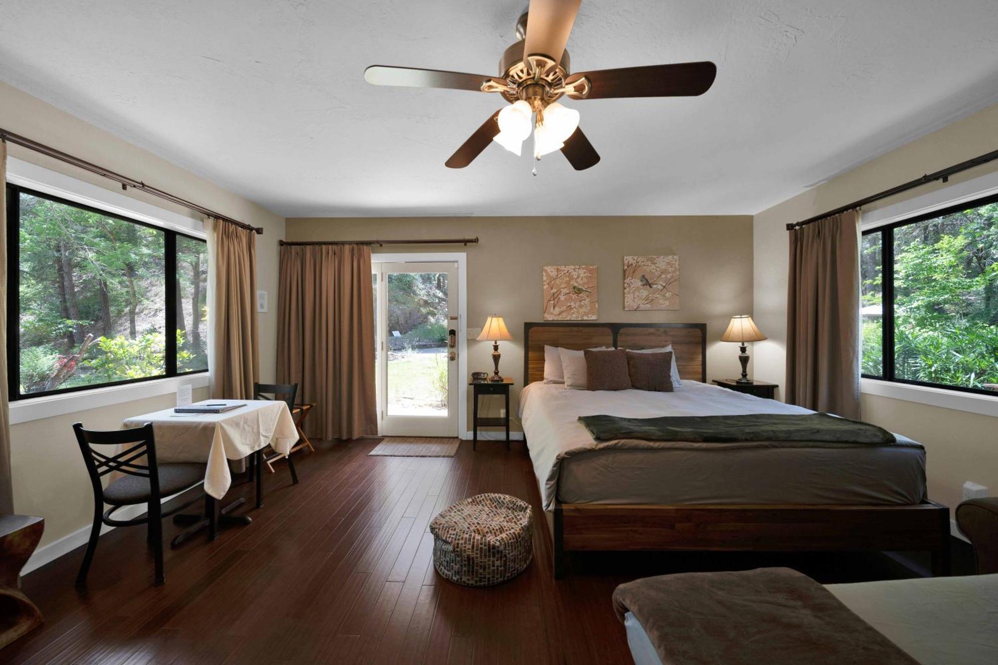 The Inn at Shasta Lake Lakehead Bagian luar foto