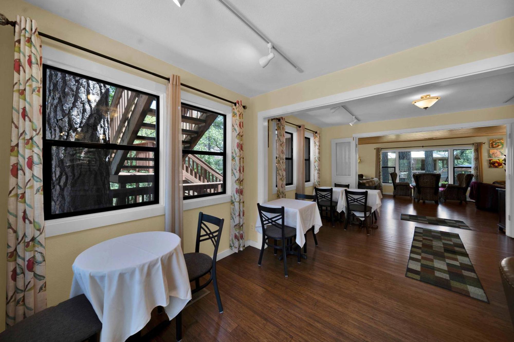 The Inn at Shasta Lake Lakehead Bagian luar foto