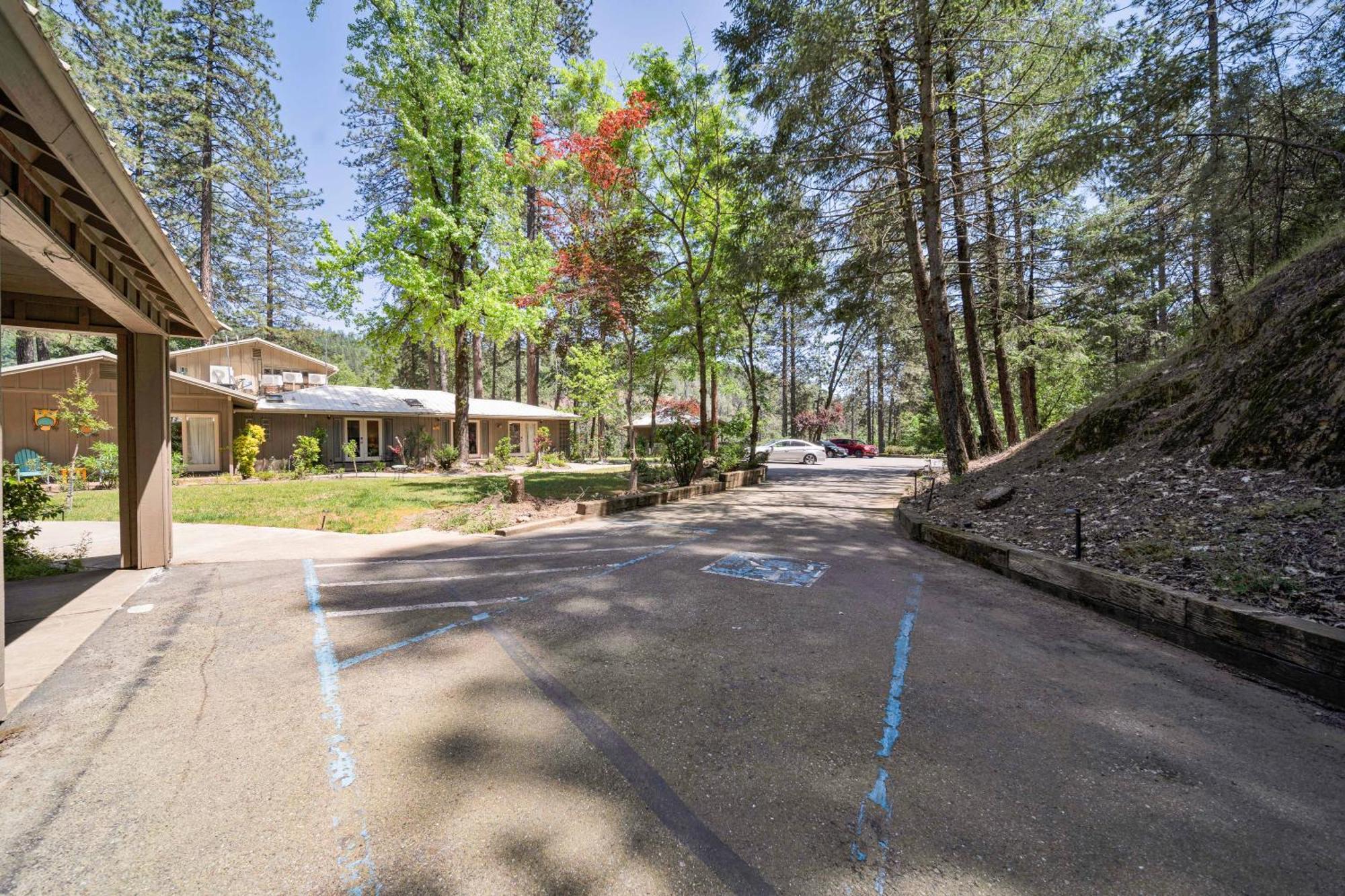 The Inn at Shasta Lake Lakehead Bagian luar foto